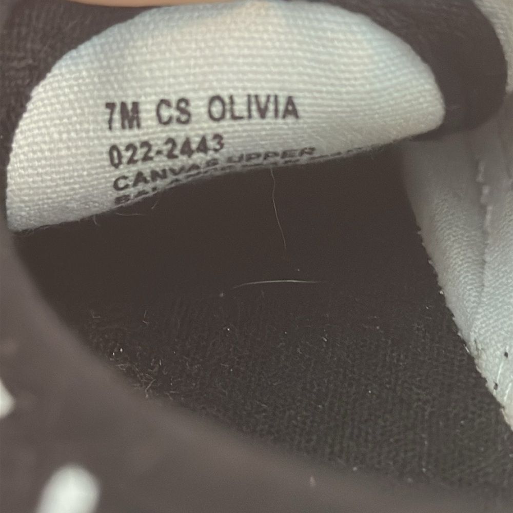City Lights (JC Penney) Olivia Black and White Polka Dot Sneakers - Size 7 - Picture 8 of 8